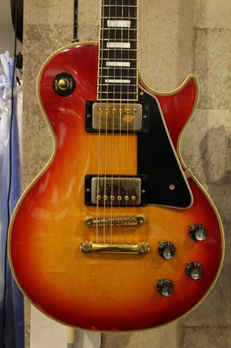Gibson 1975 les paul custom - gibson,