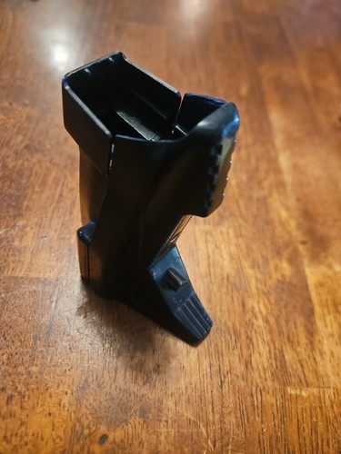 Robot action figure - figure,