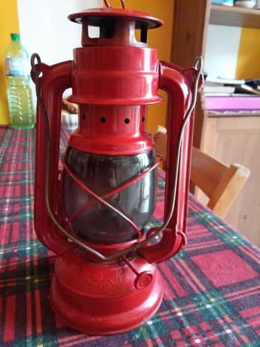 Lanterna rossa petrolio - rossa, a