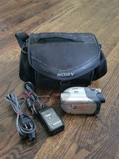 Sony HandyCam DCR-DVD105 mini