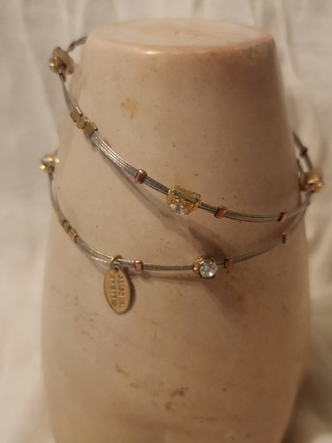 Bracciale con ciondolo filo