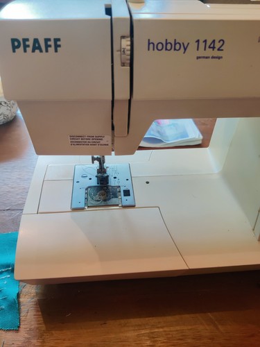 Pfaff hobby 1142 mechanical - hobby,