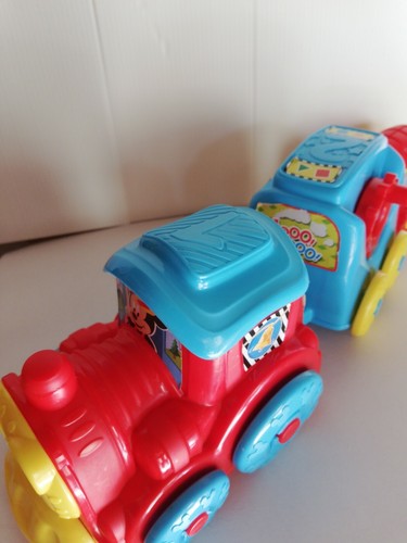 Baby clementoni trenino rosso