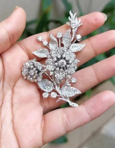 Spilla donna fiore moissanite