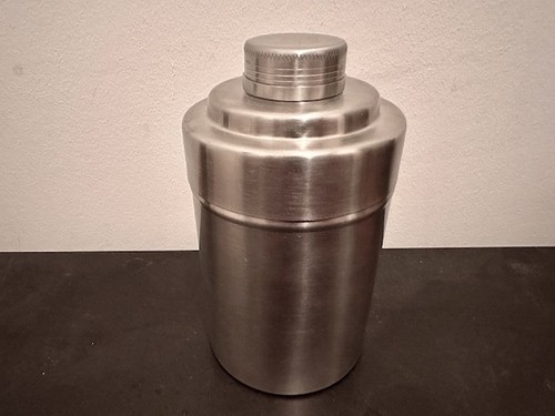 King 5x7 stainless steel - b&w,