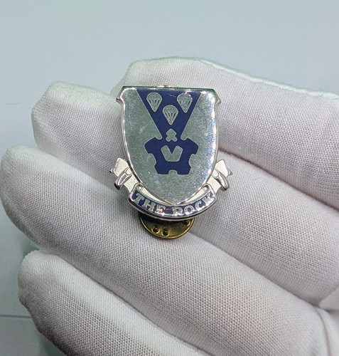 Spilla bavero crest - da,