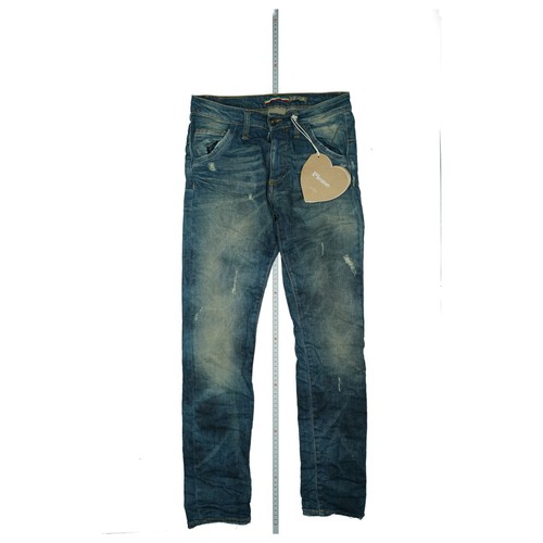 Please ladies stretch - please, jeans
