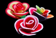 Rose fatte all’uncinetto