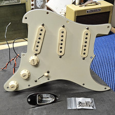 Fender stratocaster - fender,