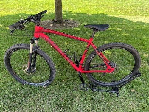 Specialized red crave mountain - specialized,