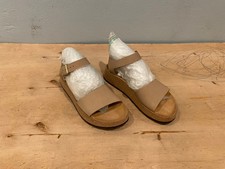 Nuovo senza etichette/B