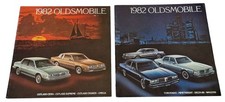 2x OLDSMOBILE Cutlass Omega