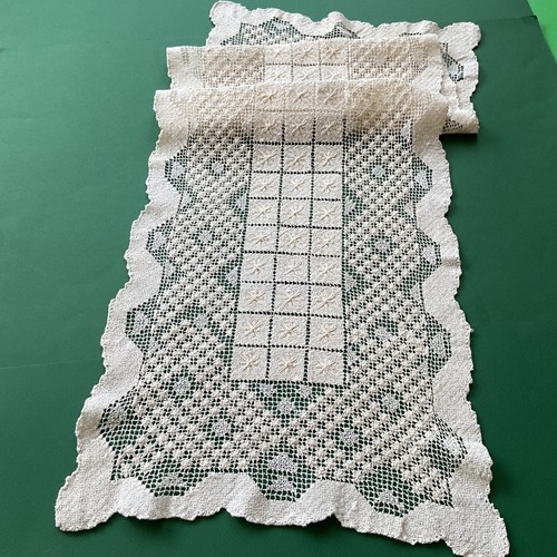 Corsia runner vintage filet