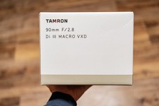 Tamron 90 mm f/2.8 Di III VXD