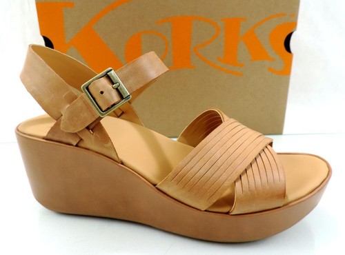 Sandali con zeppa - , plateau