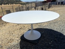 Eero Saarinen Knoll Tulip