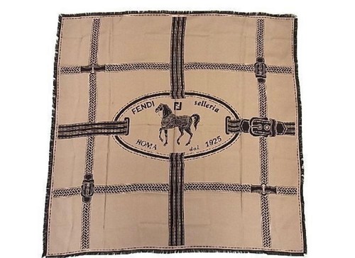 Sciarpa grande fendi logo - sciarpa,