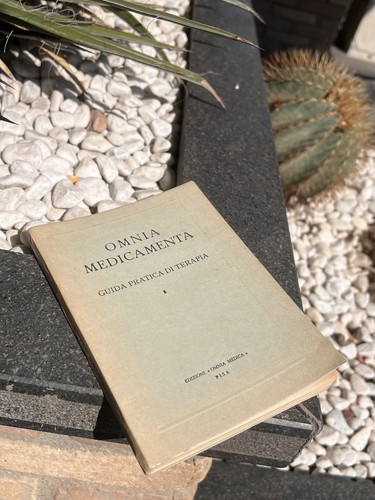 Omnia medicamenta vol 1 - medicamenta,