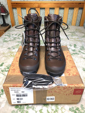 STIVALI DA COMBATTIMENTO