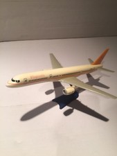 Modellino di aereo in plastica compagnia aerea HISPANIA modello boeing 757