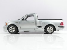 Pick up 1:21 Bburago Ford SVT F-150 #9387