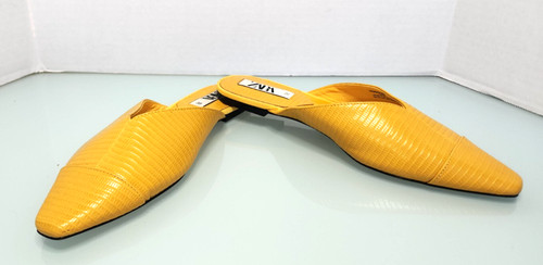 Zara flat mules punta