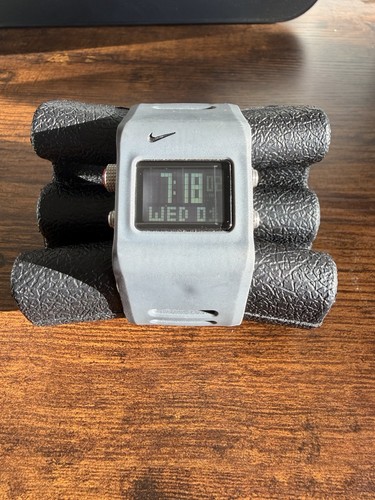 Orologio vintage grigio nike - vintage,