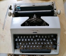 Macchina Da Scrivere Olympia