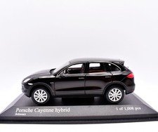 Modellino auto scala 1:43 Porsche cayenne nero minichamps diecast modellismo car