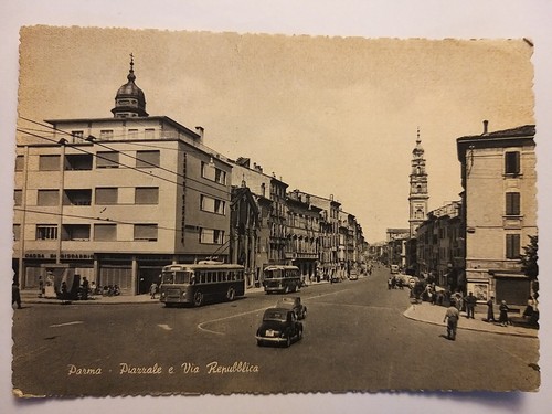 Parma piazzale e via - piazzale,
