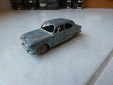 Peugeot 403 24B Dinky Toys