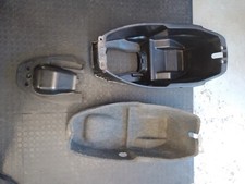 Vano sottosella portacasco baule sotto sella KYMCO DINK 50 125 150 200 1997 2004