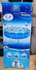 piscina Bestway fuori terra usata ma in buone condizioni . 4,27 m x 84 cm