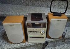 Mini hi-fi Sony compatto mod.HCD-NE3 45Watt . Il Mangia Cassette  ha un problema