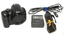 Nikon D5000 DSLR corpo nero 2322/73
