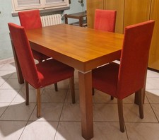 Tavolo allungabile rettangolare in legno di ciliegio con 6 sedie abbinate