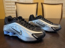 Nuove scarpe da ginnastica