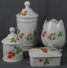 Limoges Set of 4 Ceramic