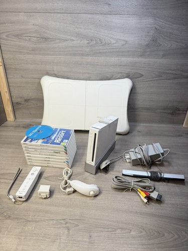 Nintendo wii fit - nintendo, bundle