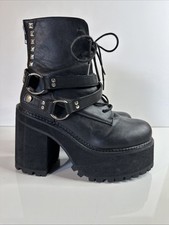 Stivaletti donna Demonia Assault-101 platform neri taglia 10 cinturino borchiato