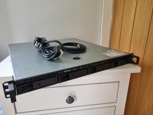 Synology rs820 baie - synology,
