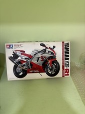 YAMAHA YZF-R1   1/12  KIT DI