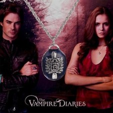 THE VAMPIRE DIARIES COLLANA D DAMON VAMPIRE DRACULA