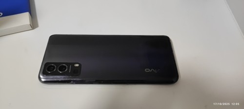 Cellulare vivo y72 - 5g, in
