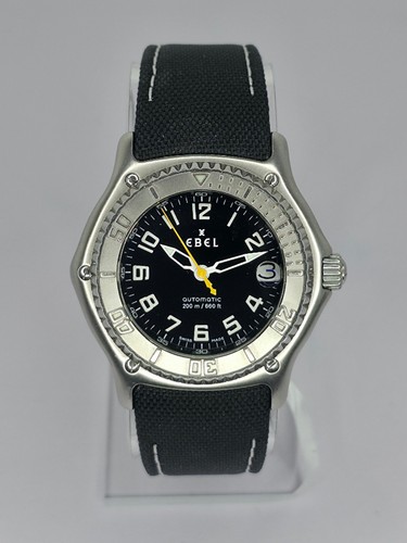 Ebel discovery diver 200 - m, •