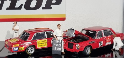Minichamps red sau - 1:18,