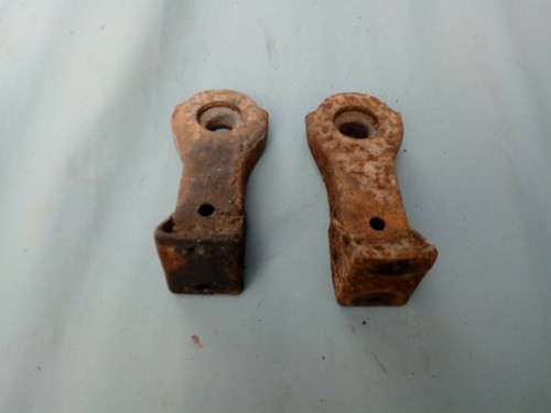 Coppia staffe motore fiat 850
