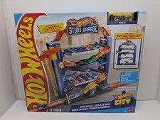 Hot wheels city stunt - stunt, garage