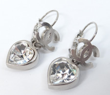 Orecchini CHANEL CC pendenti