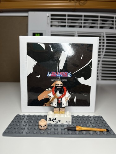 Day dream bricks minifigure - day,